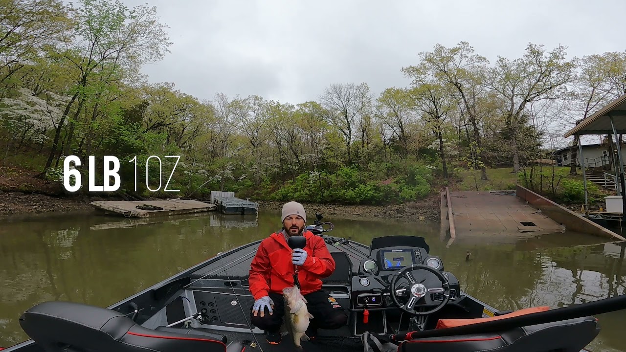 Lake of the Ozarks April Buzzbait madness - YouTube.