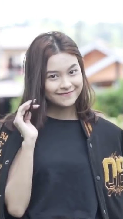 Cewek aja naik Vespa Matic#cewekcantik  #vespamatic #kontenkreator #viral  #tiktok #shorts