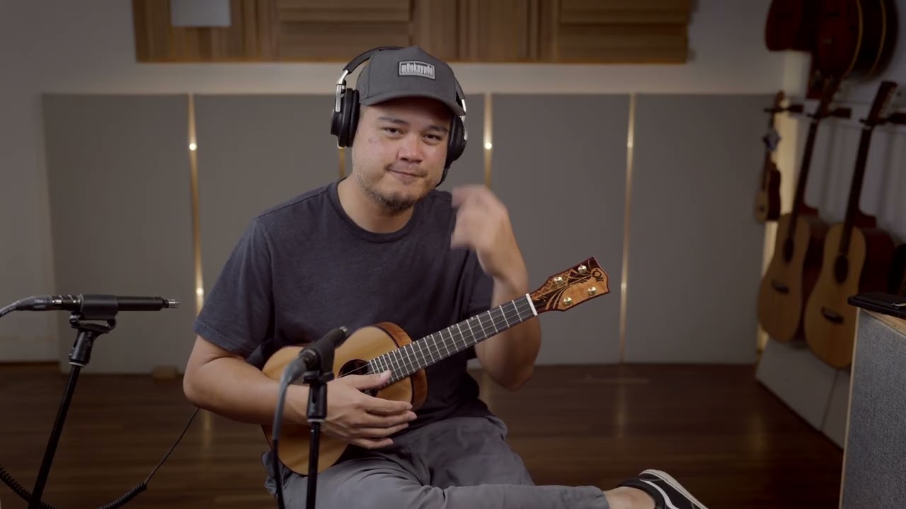 The Ukulele Site | 'Oli Cedar Top Koa Tenor (L2-TCK Uhi 2417)