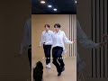 J-hope🔥 mujhe hath pakad pakad ke ghumao to ghoom ghoom😍