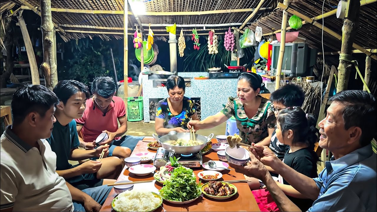 Về Cù Lao Thăm Nhà Cùng Bữa Cơm Ấm Cúng Bên Gia Đình | Tập 1261