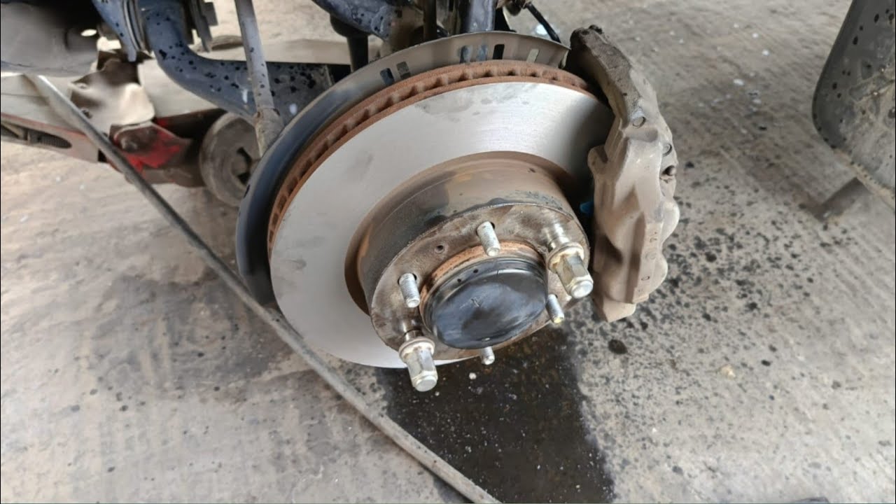 The Disc Brake Is Broken / How To Change The Tire Nut Bolt