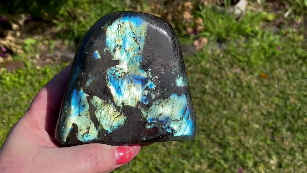 Labradorite Free Form