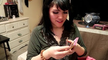 ASMR UNBOXING - Romance Oracle Deck ( First Impressions )