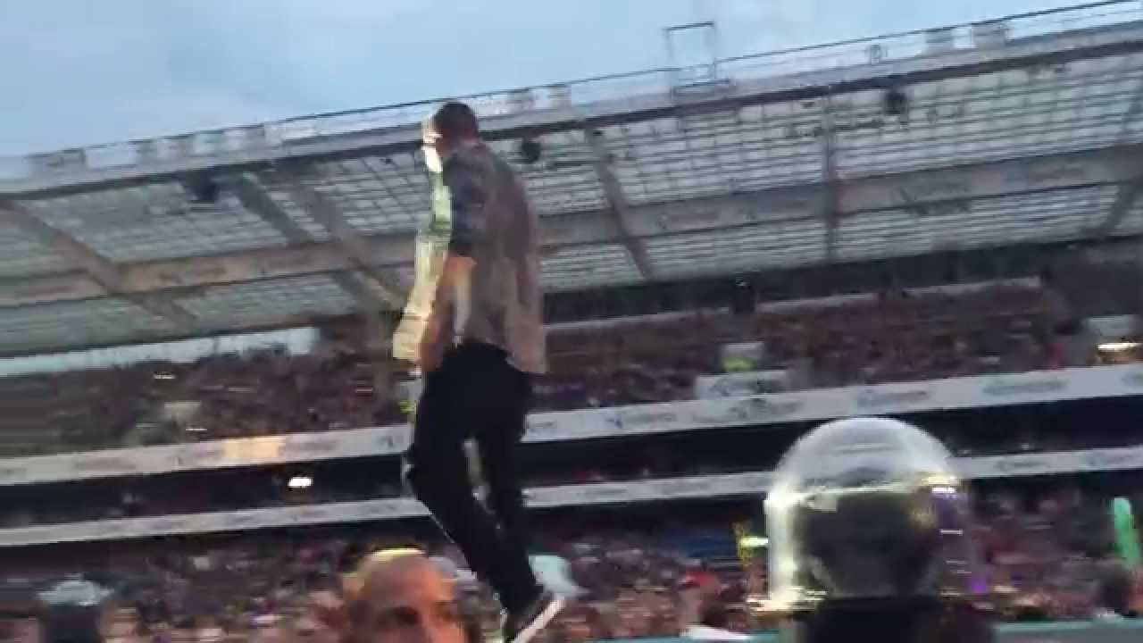 One Direction - Girl Almighty | Norway, Oslo, 19.06.15
