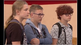 Wywiad W Telewizji Był Dla Niego Ważniejszy Od Kolegów Szkoła Odc. 512