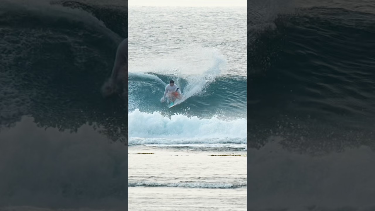 Got to love a left-handed point break on the knee!! #bodyboarding #sumatra