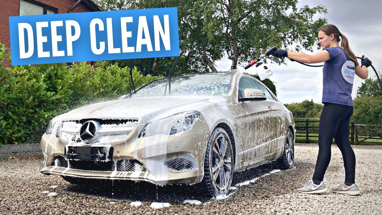 Covering Mercedes - Clean Car