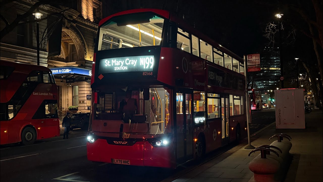 Journey on London's Night Bus Route N199 | Stagecoach London 82005 ...