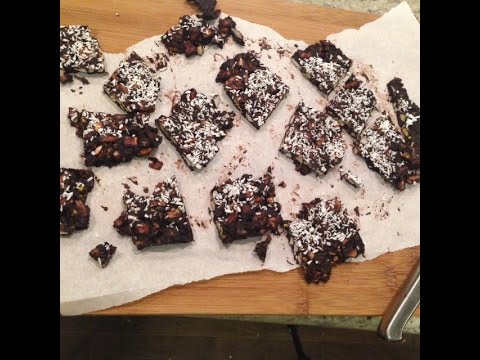 homemade-chocolate-bark-recipe-(valentines-day-recipes)