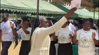 COMO HEI-DE A AGRADECER A TAMANHA GRAÇA