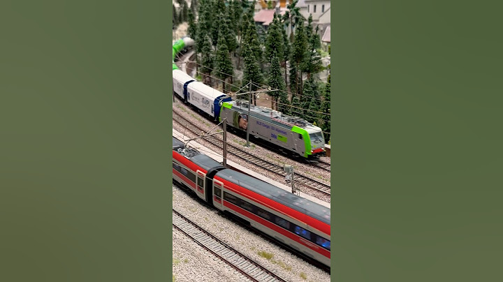 🚂 Trains in Miniatur Wunderland #train #miniature #miniaturwunderland #modeltrains #modelleisenbahn