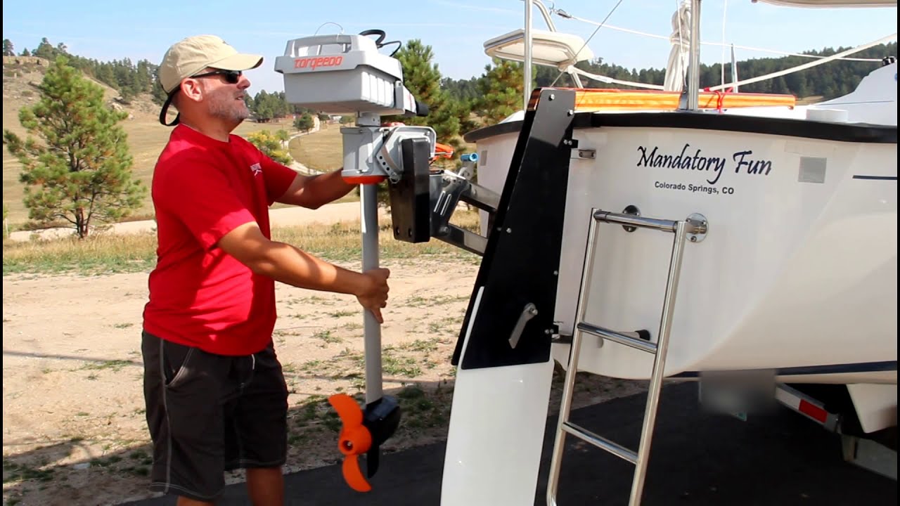 Torqeedo 1103C electric outboard on a small sailboat