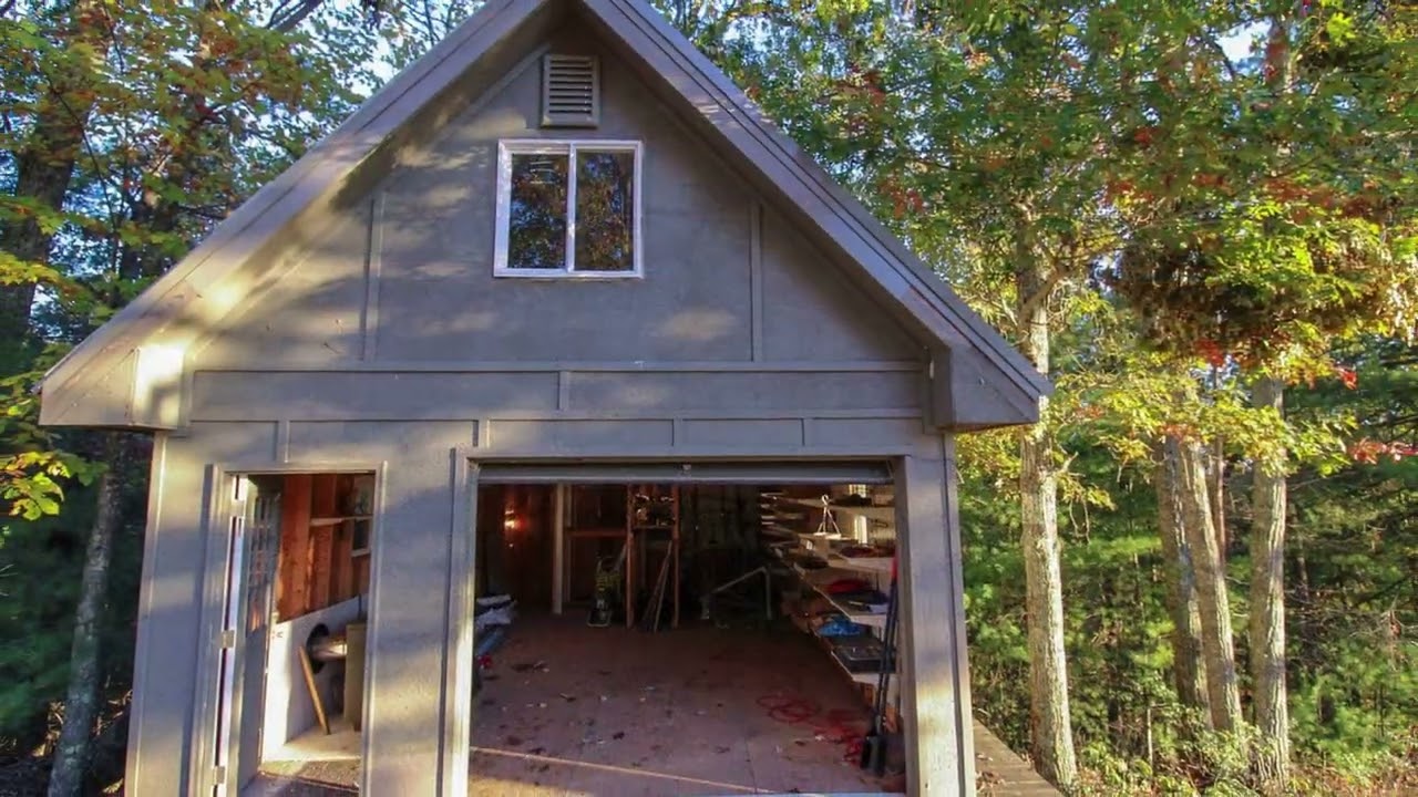 946 Meadow View Ln, Max Meadows, VA 24360