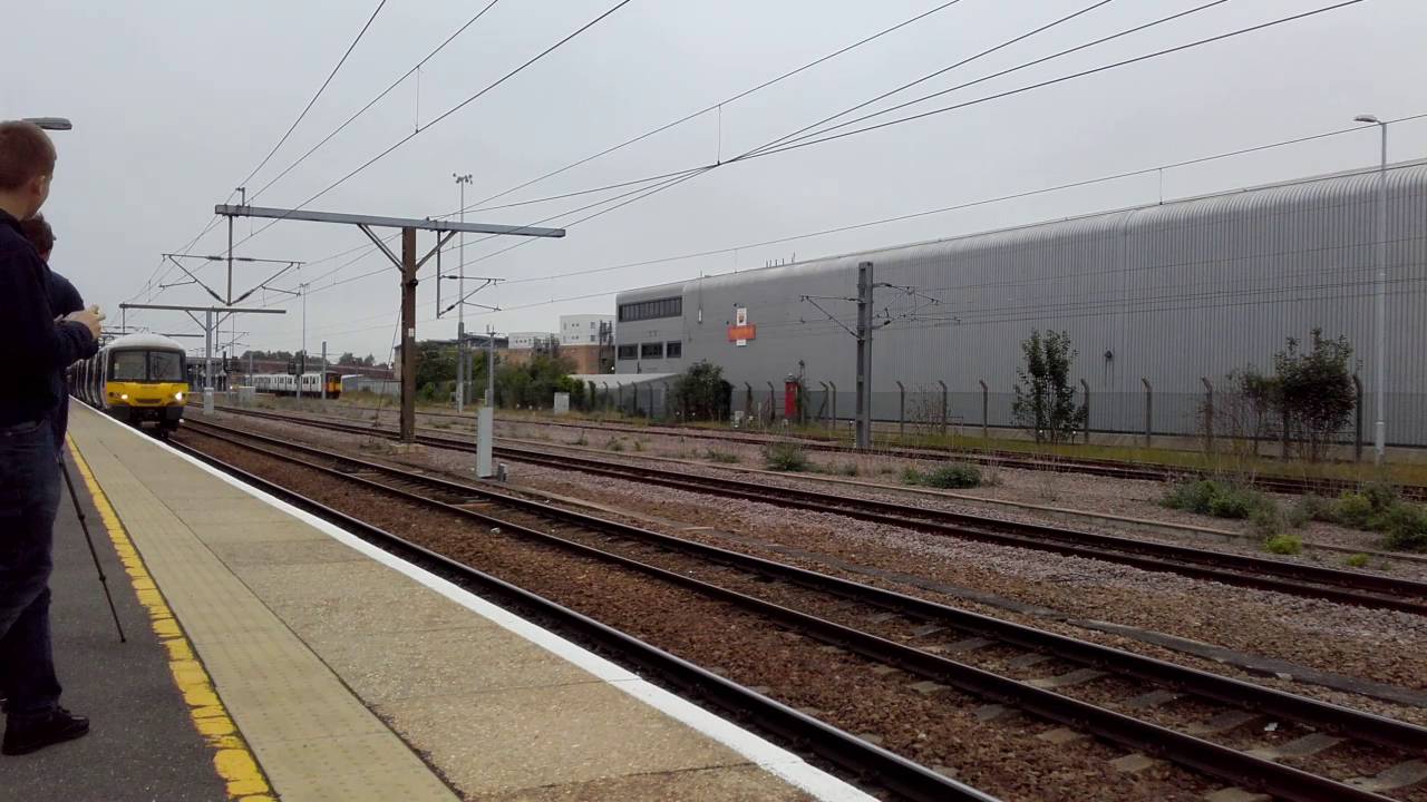 camera iphone 8 plus apk 170398 departs Cambridge | 17/09/2016