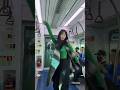 #sidetoside #danceinpublic #koreagirl #아줌마린다 #ajummalinda #koreasubway #fyp #댄스챌린지