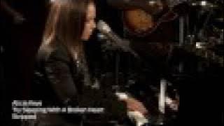 Download lagu Alicia Keys - 'Try Sleeping With A Broken Heart' Live | iHeartRadio Concerts