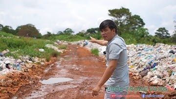 Xót Xa Cảnh Hai Anh Em Lật Tung Bãi Rác Tìm Cơm