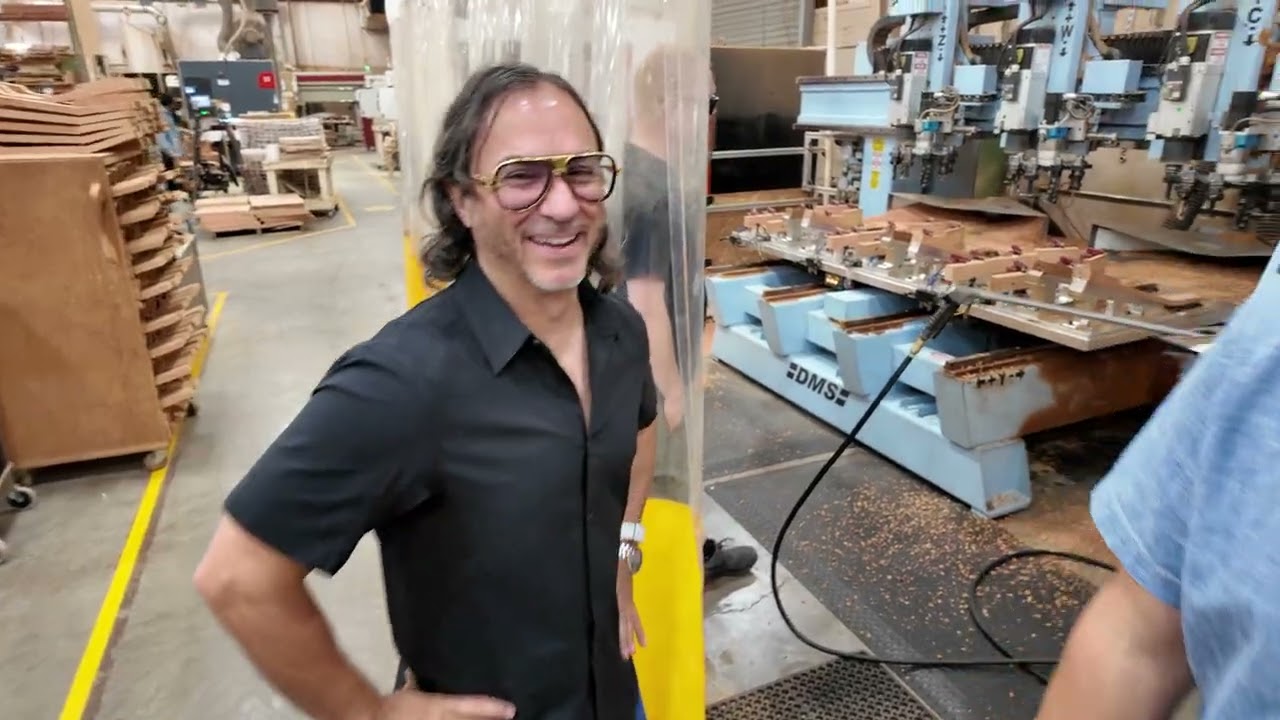 🎸 Внутри Gibson Custom Shop | Экскурсия по заводу Gibson Made to Measure 🎥