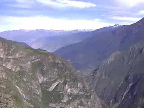 Video: Kolkas kanjons, Peru ceļvedis