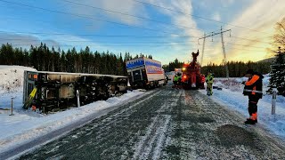 The truck lay on its side! How rescue services work in Sweden!