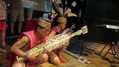 Alat Musik Dayak Sape iringi Pelantikan Pengurus Forum Dayak Kalimantan Barat Jakarta (FDKJ) 2015  - Durasi: 2:46. 