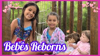 MENINAS BRINCANDO DE CASINHA COM AS BEBÊS REBORNS/ PISCINA E PARQUINHO/ ROTINA DE DOMINGO.