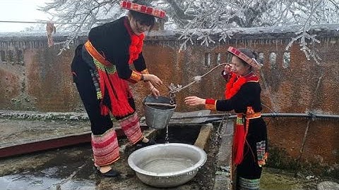 thổi kèn người dân tộc dao đỏ làm lễ cấp sắc Đăk Nông