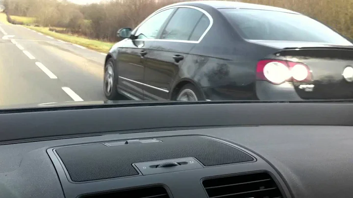 Passat R36 vs Golf R32