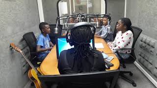 Download Lagu Rádio Luanda... MP3