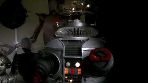 B9 Robot video-2010-04-03-11-41-42