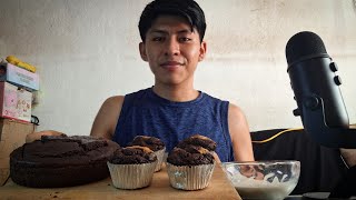 ASMR COMIENDO POSTRES CASEROS DE CHOCOLATE 😋