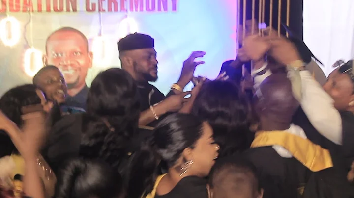 LOVELY MOMENT WHEN ODUNLADE ADEKOLA SPRAY AFEEZ OWO GRADUANT STUDENT