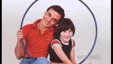 58- ENRIQUE Y ANA - BAILA CON EL HULA-HOOP - el aro de color