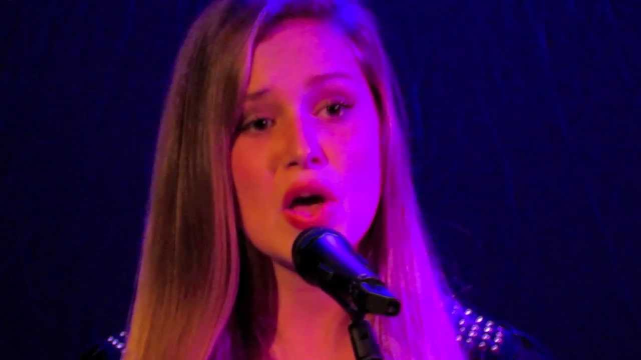 Lisa van der Ven (15) - With you (Ghost the Musical) - YouTube