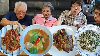 видео: Рецепты ностальгической деревенской кухни (тушеная тыква, гарниры из баклажанов, салат из морских... картинка: Рецепты ностальгической деревенской кухни (тушеная тыква, гарниры из баклажанов, салат из морских...