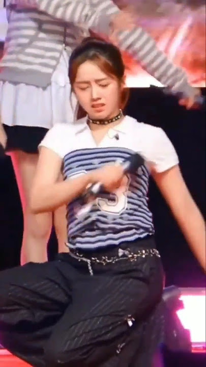 Is UNIS disbandment near!?😢 #kpop #unis #elisia #shorts #fyp