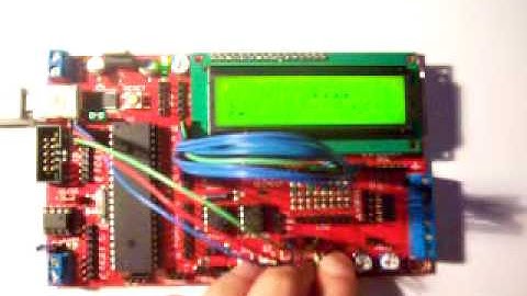 ATMEGA16 and HD44780 simple game C