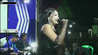 TERLALU SAYANG - Dilla Kartika // ESA MUSIC Live Kaligansa 2025