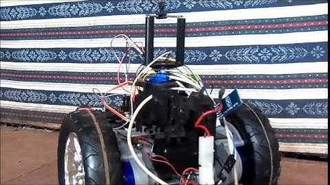 Projeto Robot controlado por celular Arduino + Android