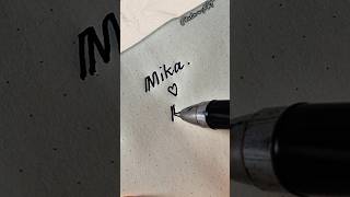 Menulis Nama Mika Ari