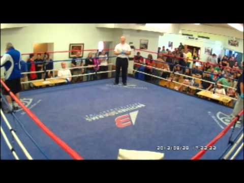 Mandy Taylor vs Courtnet Wideman: Lakeview_09-2012_fight_08