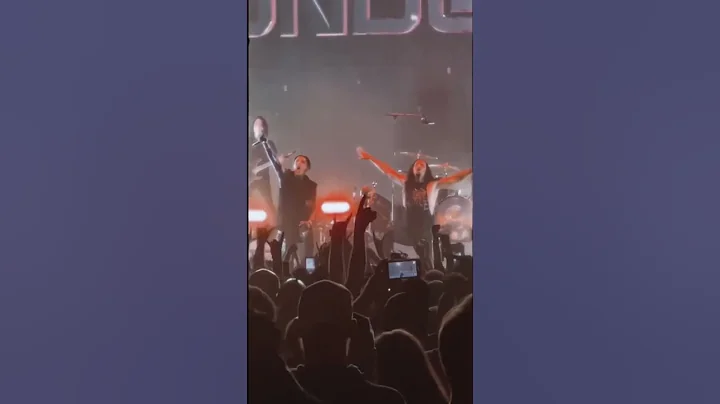 "Slaughterhouse" Live Motionless in White with Dav...