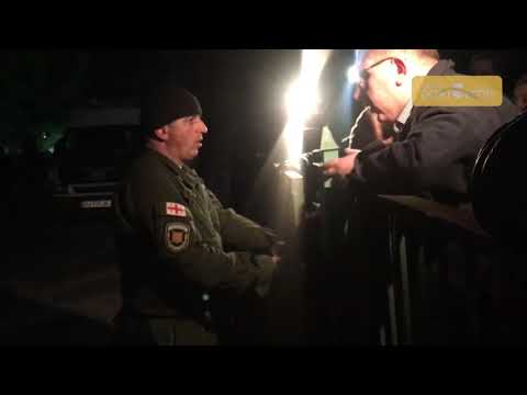 ხმაური პოლიციის სამმართველოსთან - მანუჩარ ჩხეტია პატიმრობაში დატოვეს