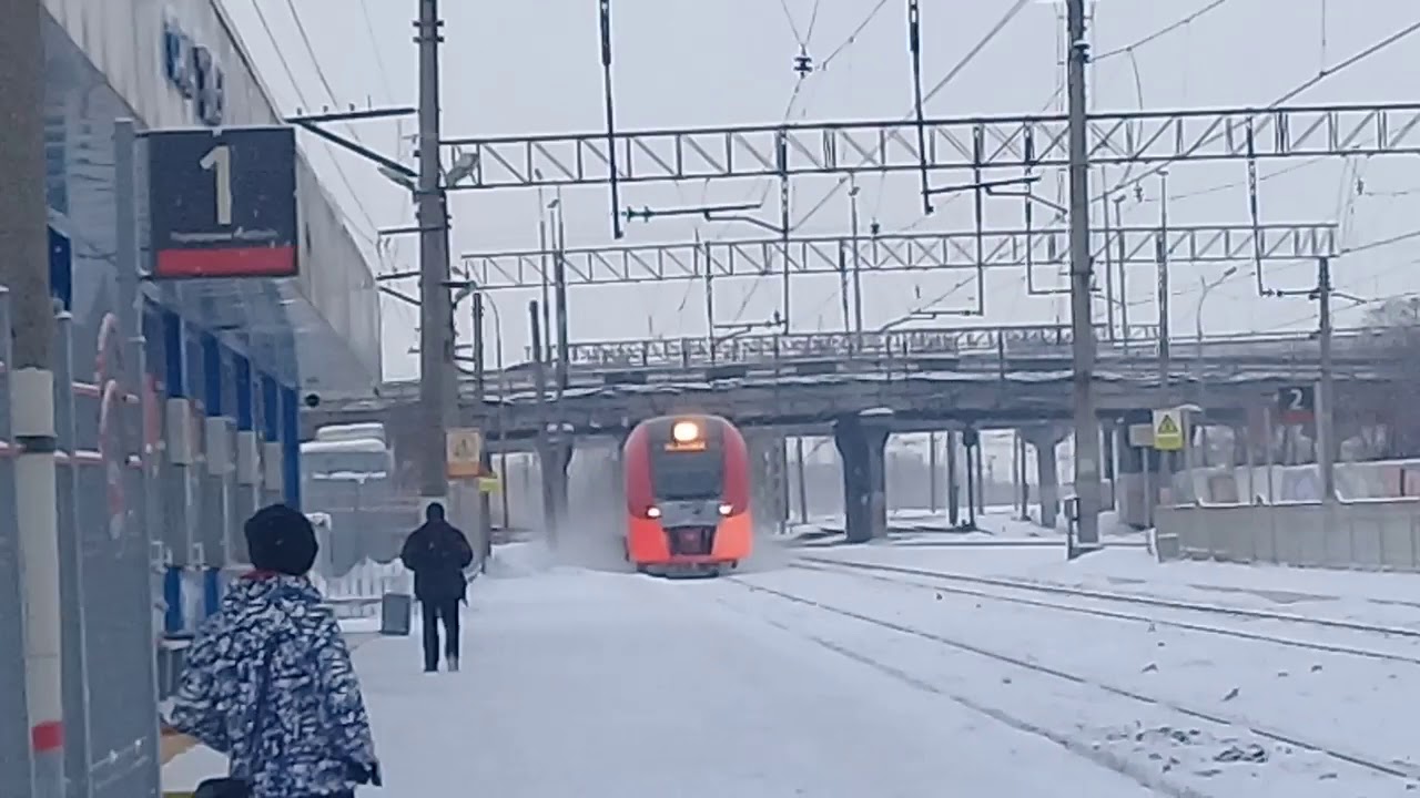 Ласточка екатеринбург невьянск. Ласточка Екатеринбург Нижний Тагил. Екатеринбург Ласточка на станции виз. Станция Курганка. Ласточка Краснотурьинск Екатеринбург.