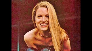 Bridget Fonda, 61, Shows Her Huge Size In New Pics