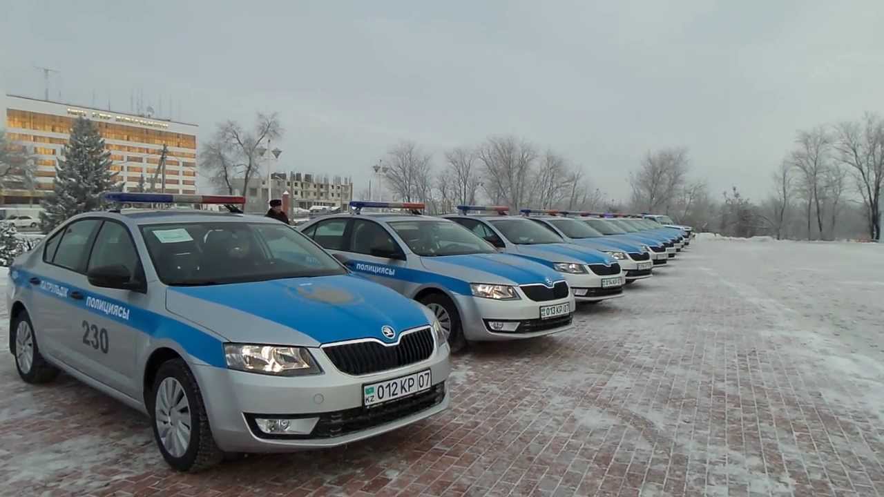 Жесткий оргазм от машины