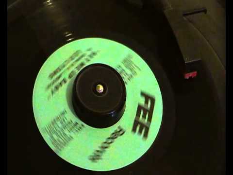 Leon Lyons - Set me up baby - Fee Records - Old Blackpool mecca spin