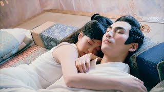 丑妃发现她趴在霸道王爷身上，惊醒大叫，把王爷打下了床Chinese Drama 胡意旋