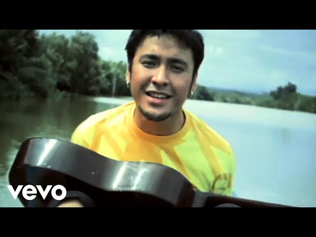 Ello - Masih Ada (Video Clip) class=